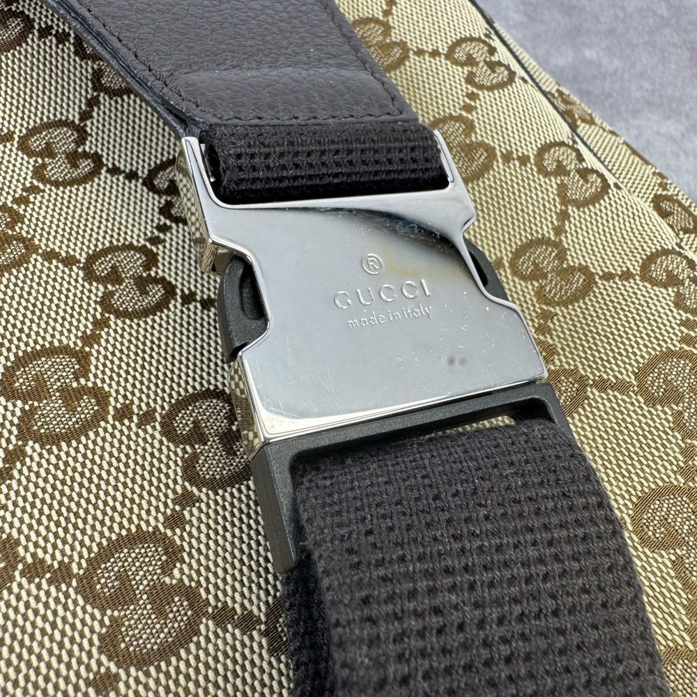Gucci Beige and Brown Monogram Bag - Picture 7 of 13